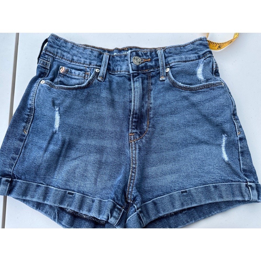 Denizen‎ Levi's Womens High Rise Mom Shorts Blue Distressed Denim Size 0 W24